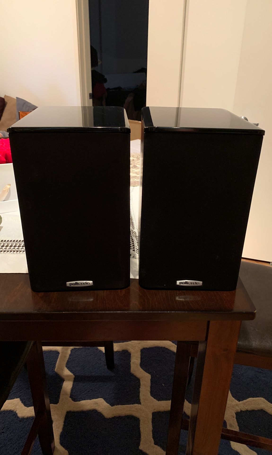 Bookshelf Speakers - Polk Audio TSI100 (Pair)