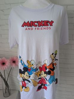 Disney Mickey and Friends t-shirt Junior size XXL