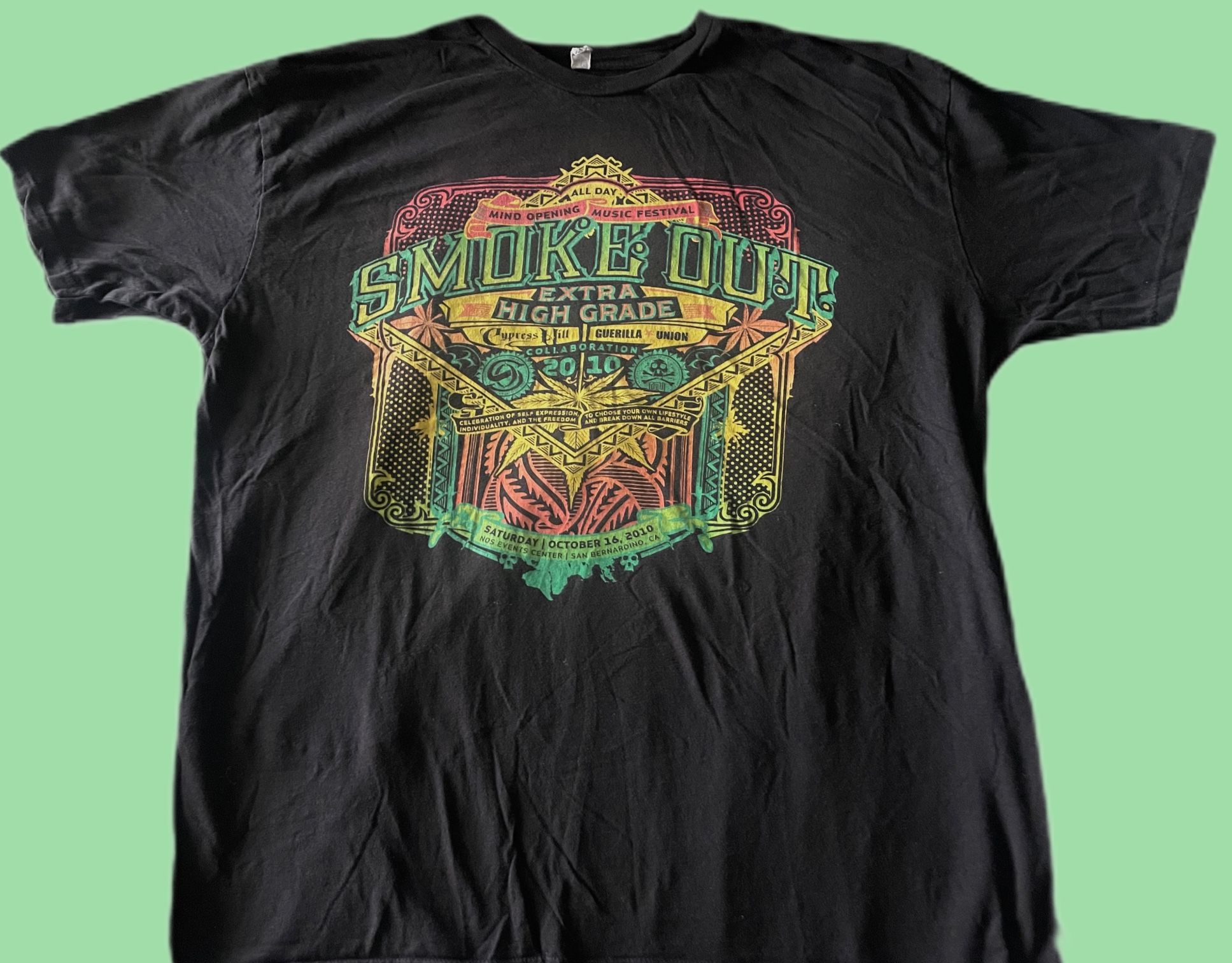 Cypress Hill Smokeout Music Festival Merch Vintage Tee 2010 T-Shirt Guerilla Union MGMT Deadmau5 Erykah Badu Incubus Manu Chao Slightly Stoopid NAS XL