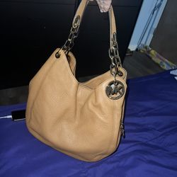 Michael Kors NEVER USED Brown Large Shoulder Purse