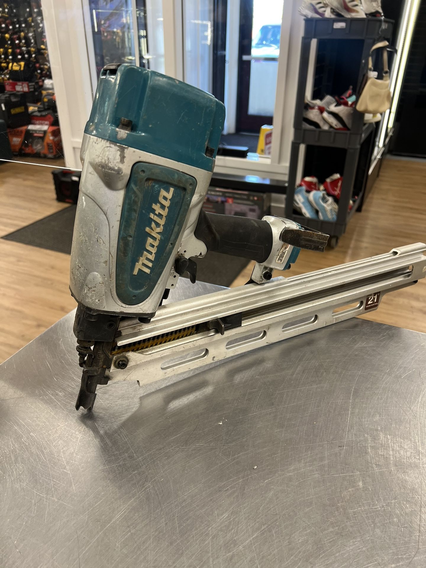 Makita Framing Nailer 191254