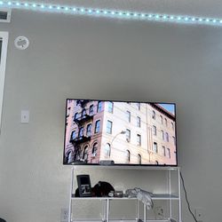 2021 SAMSUNG 7 SERIES