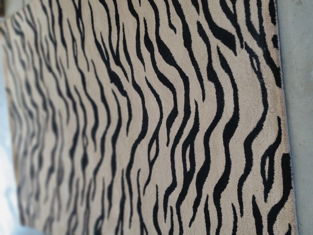 5' X 8' Wool Area Rug