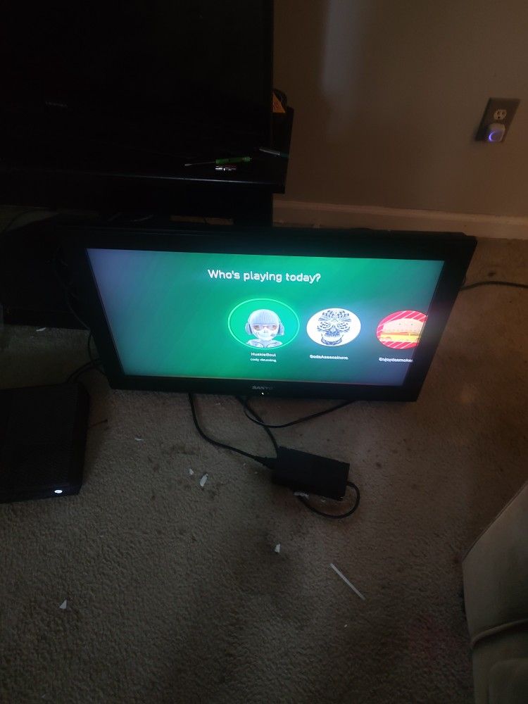Sanyo 32 Inch TV