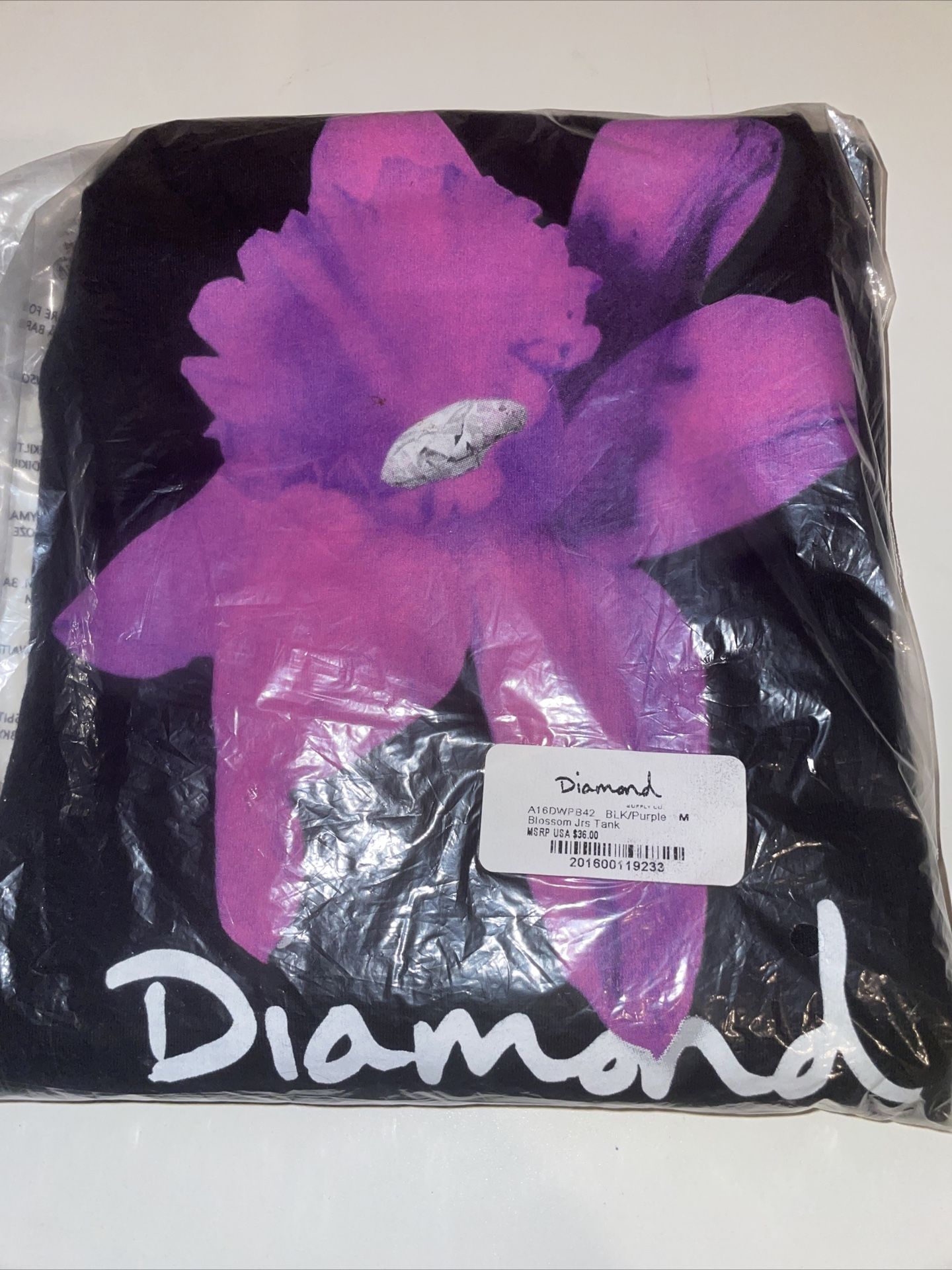 Diamond Supply Blossom Jrs Tank Top Size Medium NWT unisex