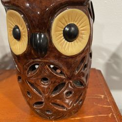 Queen Anastacia Martin Candle Holder 