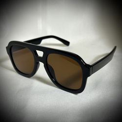 Modern Black Navigator Sunglasses - Flat Top Pilot Square Frames - Brown Lens UV