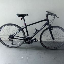 BICYCLE TREK 27 SPEED BRAND NEW 