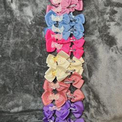 Hair Bows And Clips 