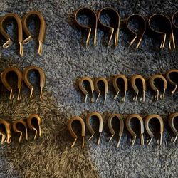 Rubber-Insulated Metal Clamps (30)