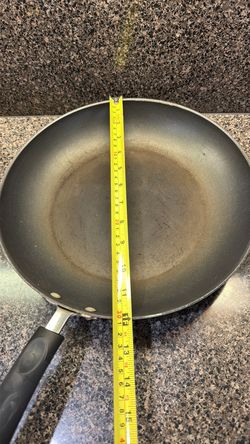 Free frying pan-