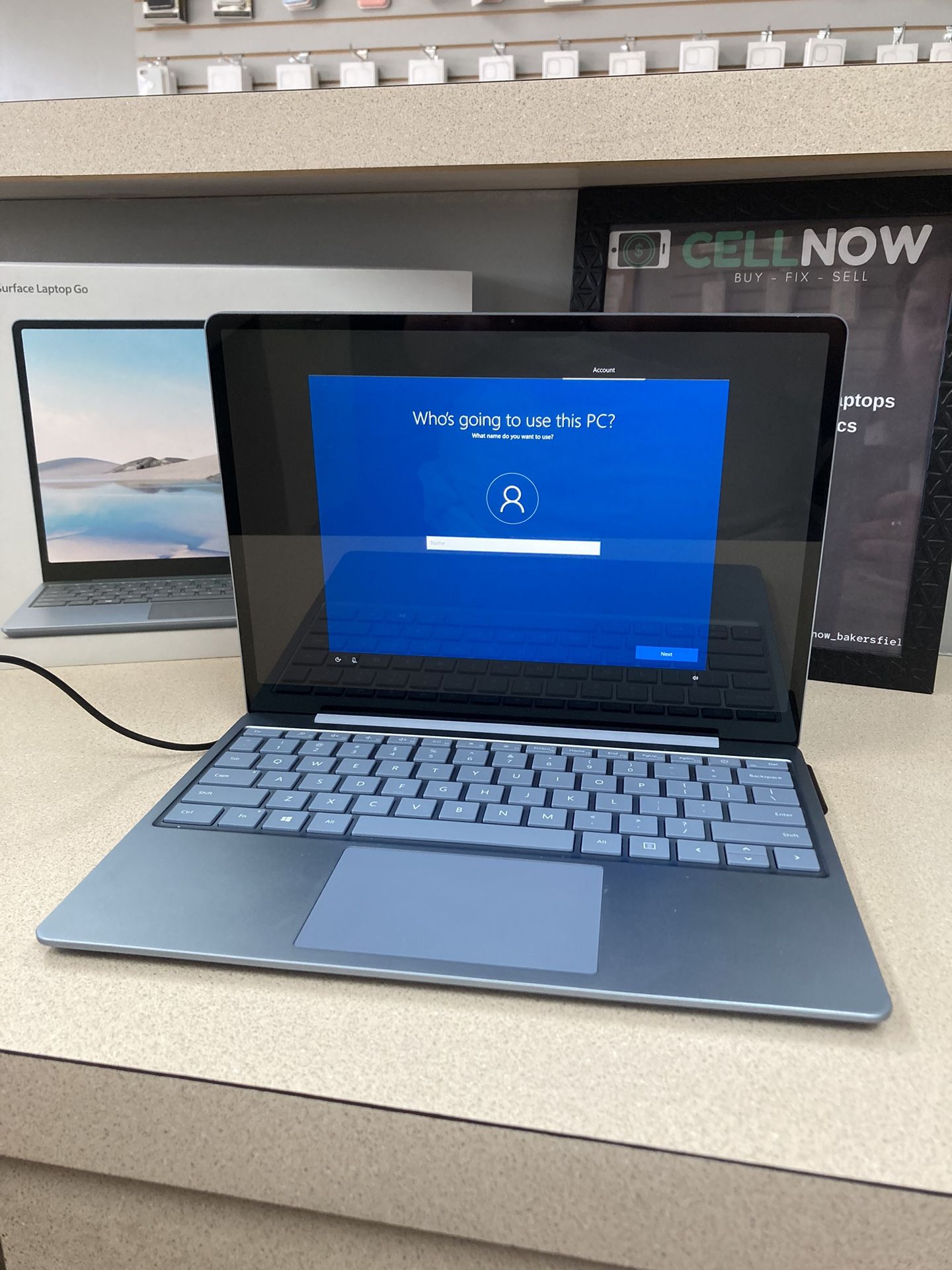 Microsoft Surface Go