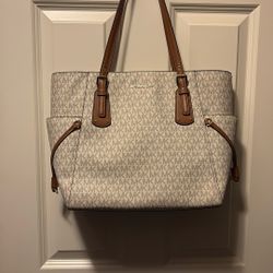 Michael kors Tote Bag Style Purse 
