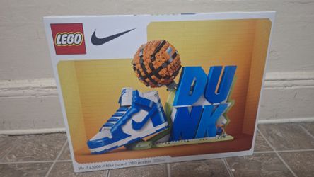 Nike Dunk x LEGO det