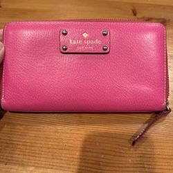 Kate Spade Pink Wallet 