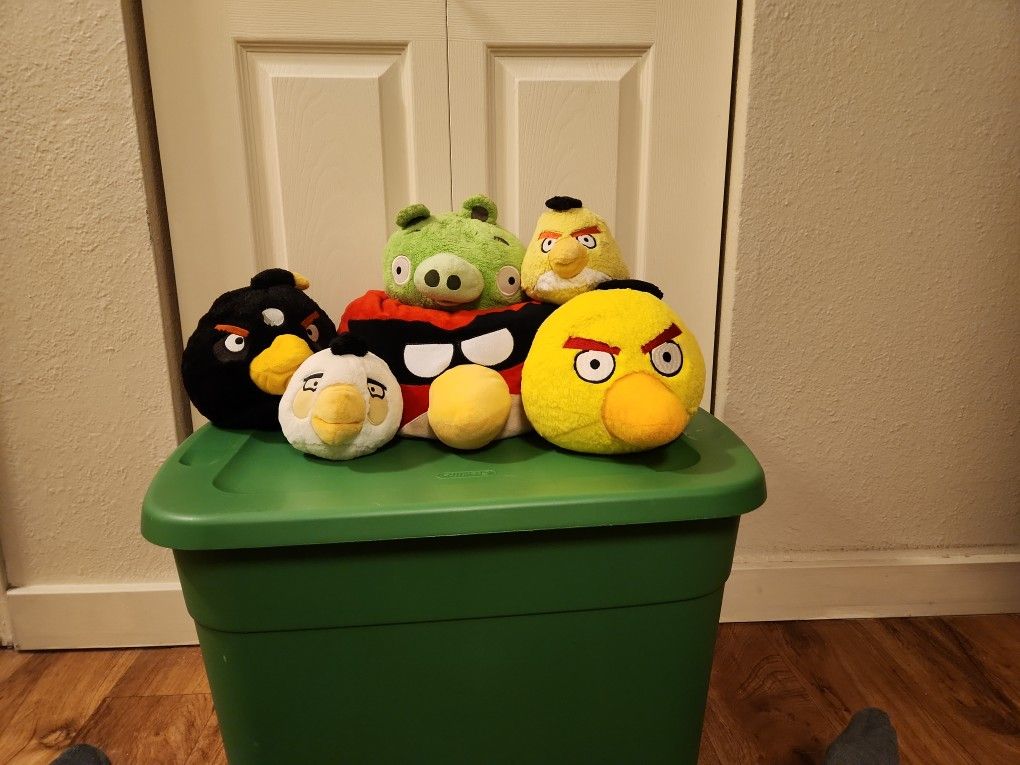 Angry Birds Lot Of 6 Stuffed Plush Toys