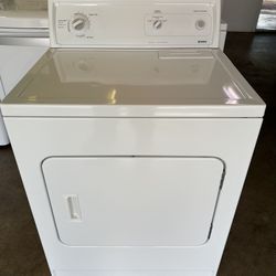 Kenmore Electric Dryer (1 Month Warranty)