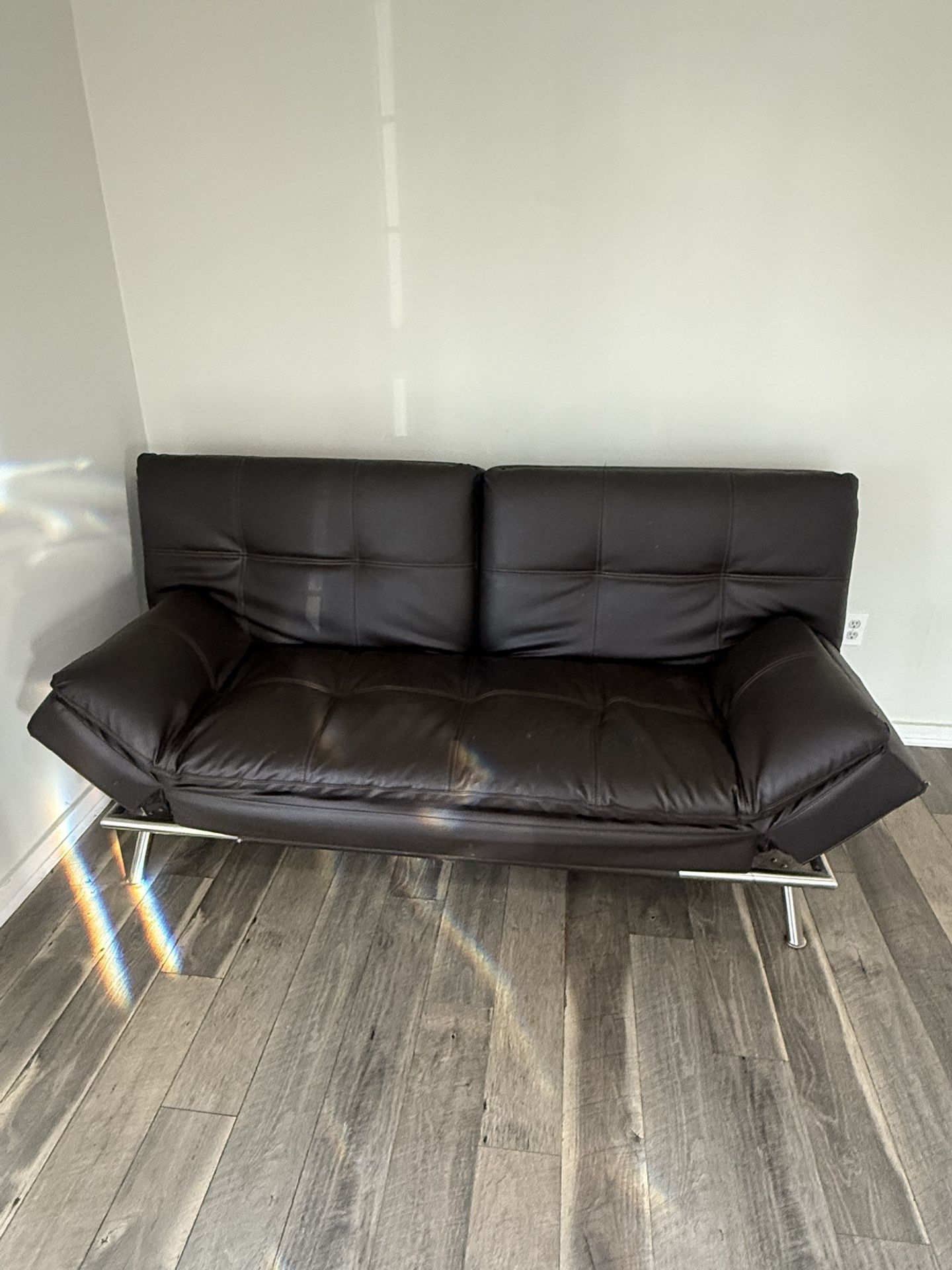Nice Convertible Sofa With USB Power Ports