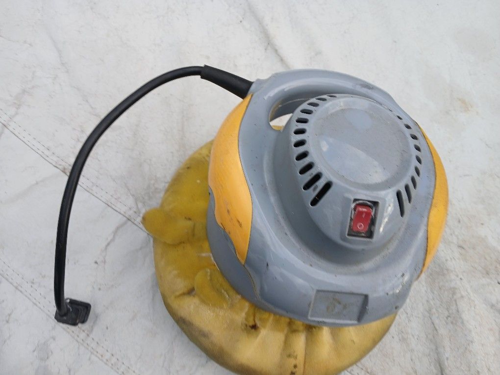 car buffer polishing machine works but needs replacement pad