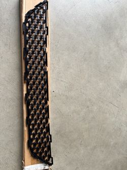 2015 Chrysler 300c lower grille