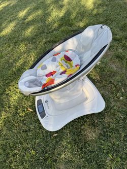 4moms Mamaroo Multi motion Baby Swing 