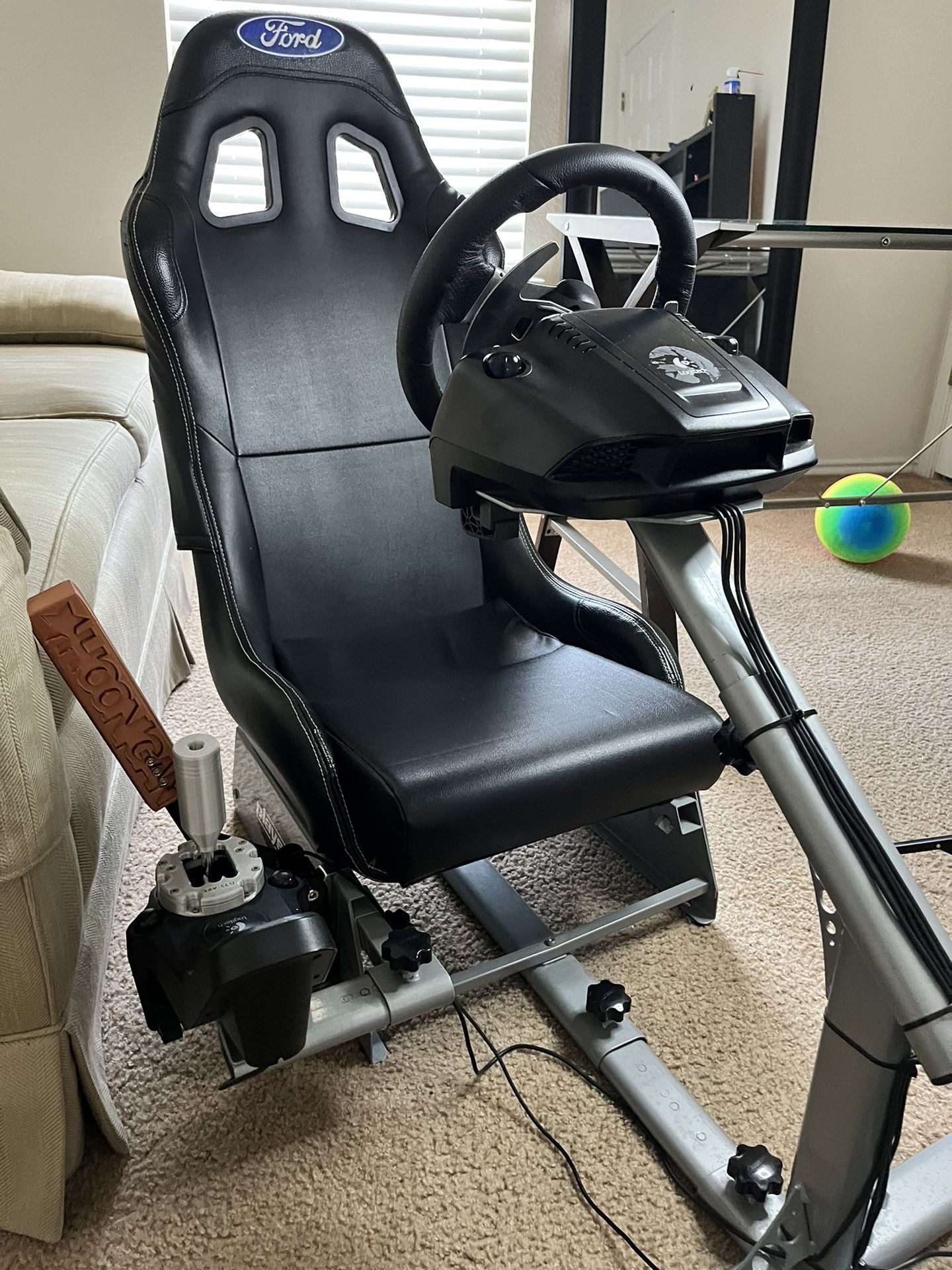 Logitech g27, wheel stand pro, fanatec handbrake for Sale in Kirkland, WA -  OfferUp