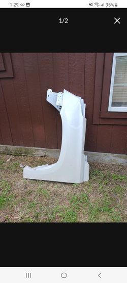2015-2020 Cadillac Escalade fender LH OEM