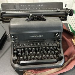 Remington Rand 1940 Antique Typewriter 