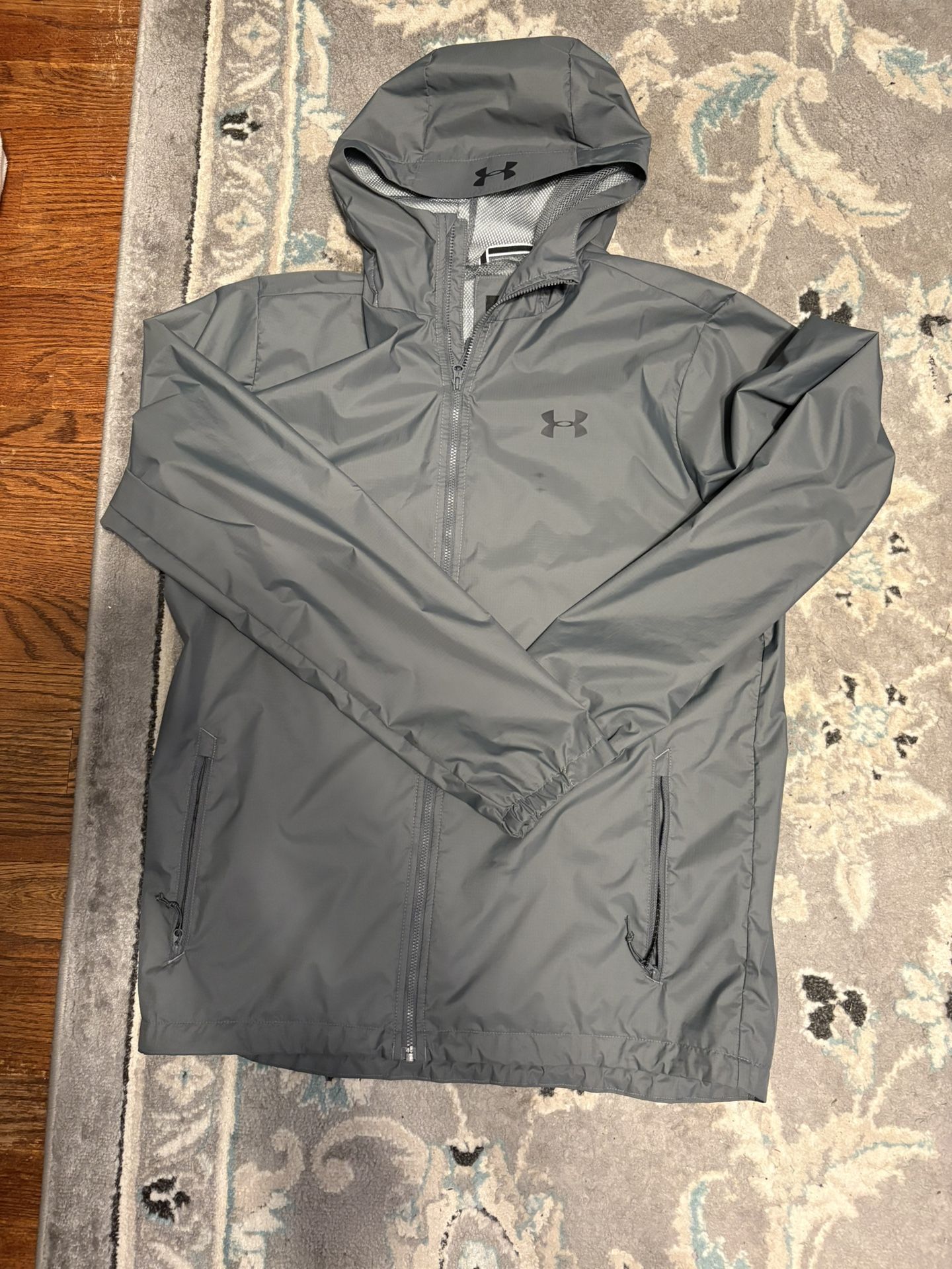 Grey Underarmour ‘ Windbreaker ‘ Jacket Size Medium
