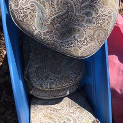Set of four chairs seat cushions nice only $20 firm