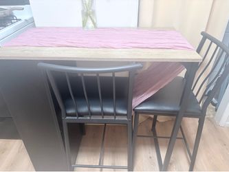 Dining Table Set with 2 Chairs