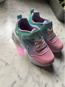 Girls Skechers