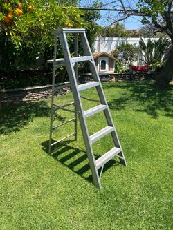 Gd. Cond. Werner 6ft Aluminum Step Ladder