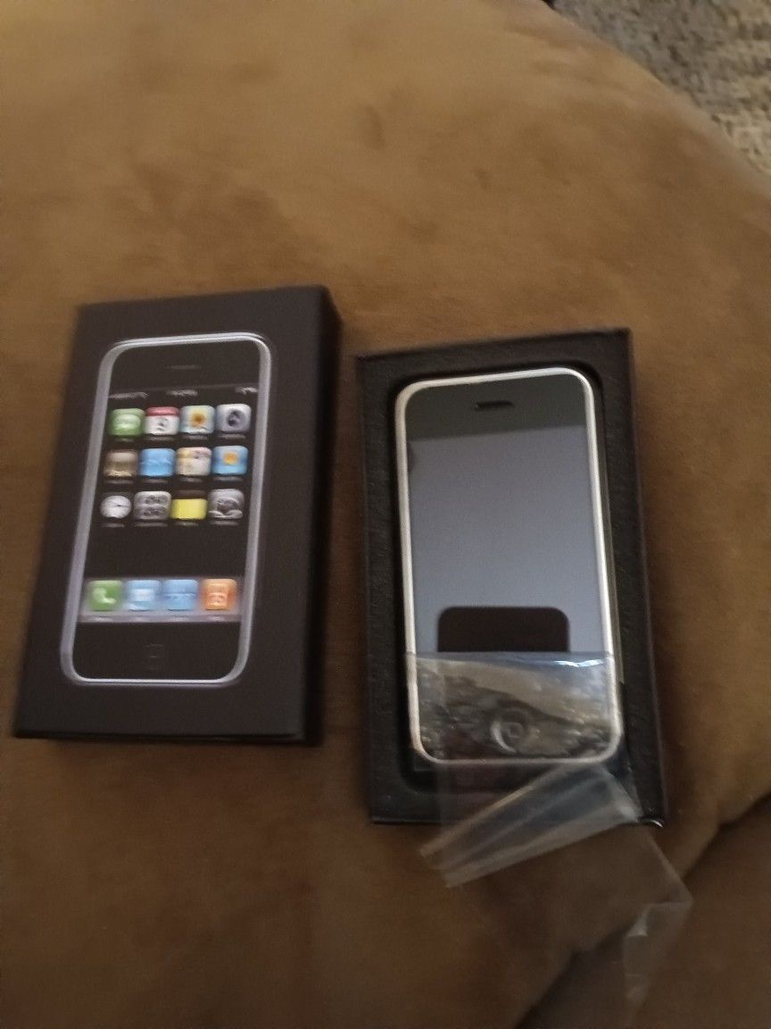 Old Stock Iphone First Generation