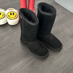 GARAGE SALE - kids boots shoes