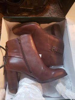 Ralph Lauren boots size 9