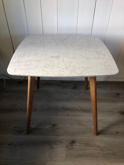 ARTICLE Vena Cafe Table - Oak And Marble