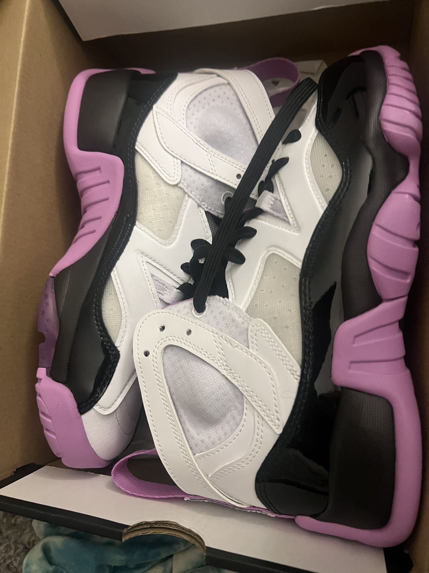 Jump man Barely Grape