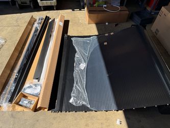 Retrax 60484 RetraxOne MX Retractable Tonneau Cover - Matte Polycarbonate for 2020 to 2026 Chevy/GMC 2500/3500 6.8' Bed