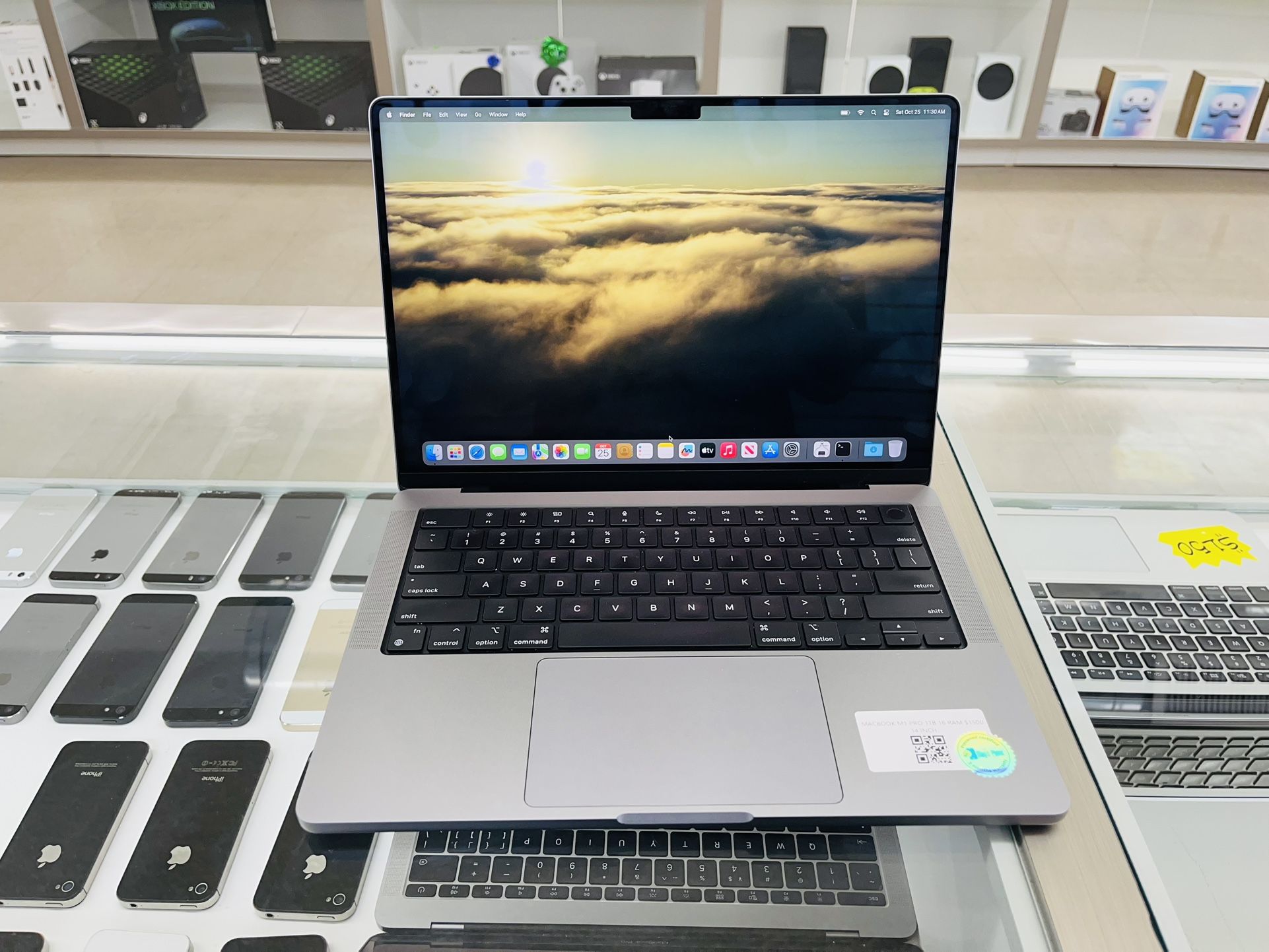 MacBook Pro M1 Pro 16gb Ram 1TB Ssd