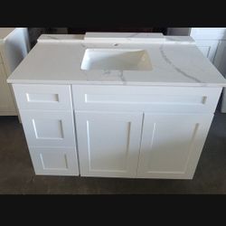 ❤️‍🔥 42" ALL WOOD VANITIES AND CALACCATA QUARTZ TOP