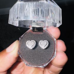 heart earrings