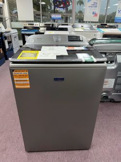 Maytag 5.2 cu. ft. Smart Washer with Pet Pro Option