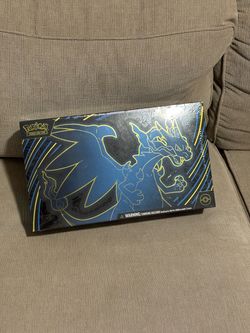 Pokemon TCG Mega Charizard Ultra Premium Collection