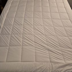 Excellent Quality Queen Bed With Mattress