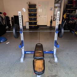 Fitness gear barbell bench(Everything on the bench comes with it)