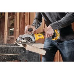 Dewalt Hand Held Saw