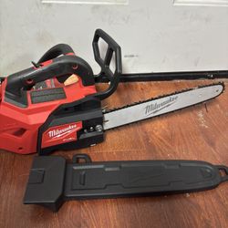 Milwaukee M18 FUEL 14 in. Top Handle 18V Lithium-lon Brushless Cordless Chainsaw with 14 in. Top Handle Chainsaw Chain Tool Only