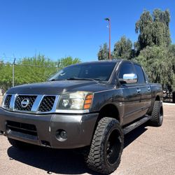 2004 Nissan titán 4X4 