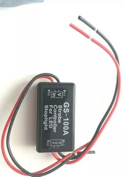 2pcs GS-100A Car Flash Strobe Controller Box Module for LED Brake Tail Stop Light Car styling